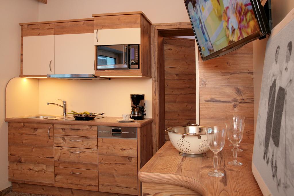 Intown Apartment Schmiede Зальбах-Хинтерглемм Экстерьер фото