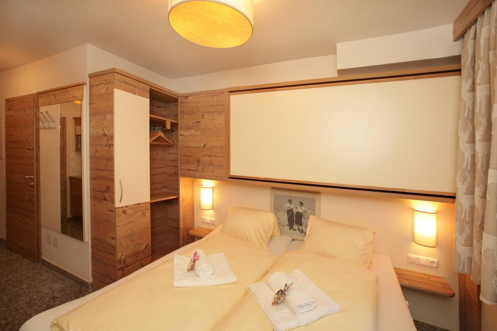 Intown Apartment Schmiede Зальбах-Хинтерглемм Экстерьер фото