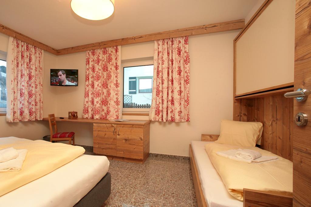 Intown Apartment Schmiede Зальбах-Хинтерглемм Экстерьер фото