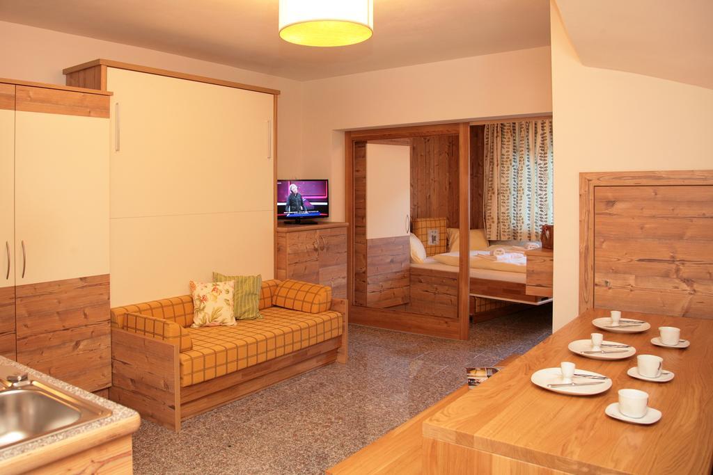 Intown Apartment Schmiede Зальбах-Хинтерглемм Экстерьер фото