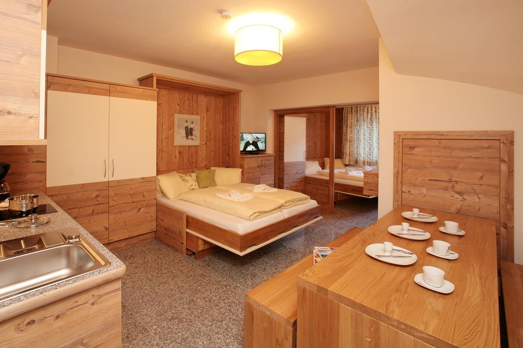 Intown Apartment Schmiede Зальбах-Хинтерглемм Экстерьер фото