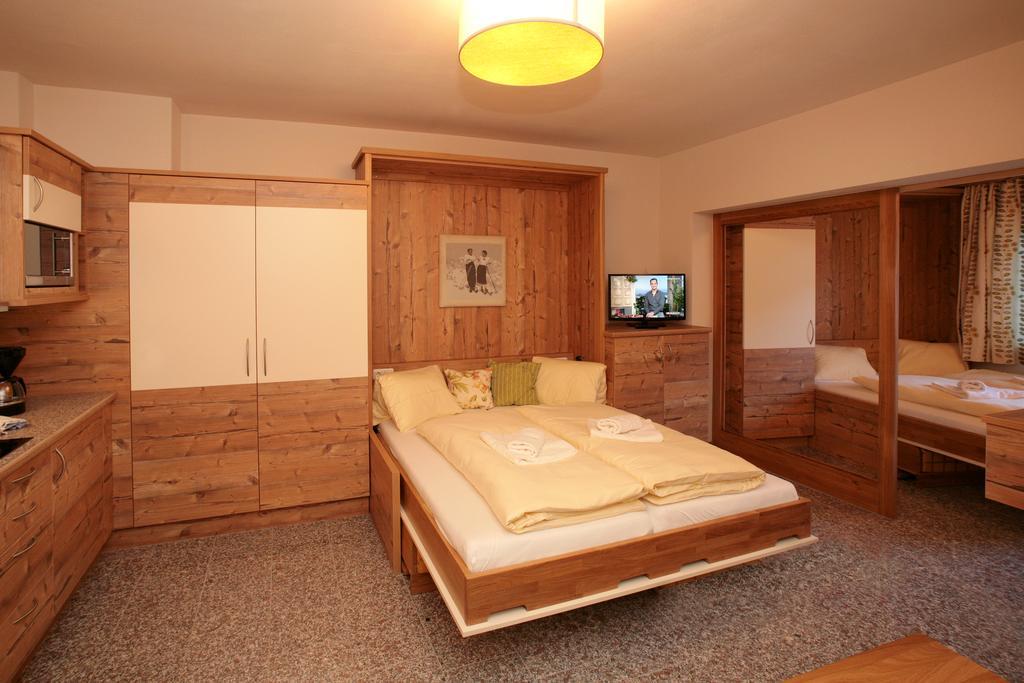 Intown Apartment Schmiede Зальбах-Хинтерглемм Экстерьер фото