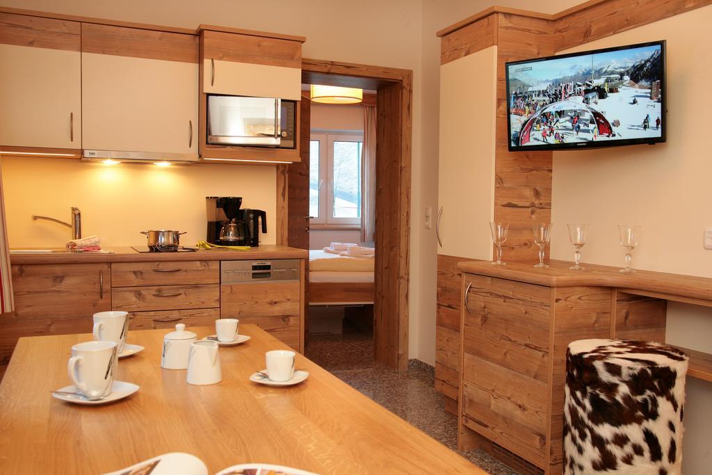 Intown Apartment Schmiede Зальбах-Хинтерглемм Экстерьер фото